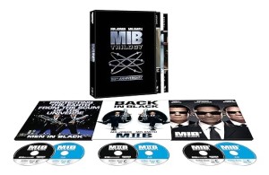 Men in Black Trilogy (20th Anniversary Edition) [4K Ultra HD + Blu-Ray + Digital] Cover