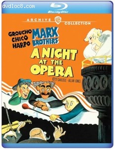 Night at the Opera, A [Blu-Ray] Cover