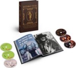 Cover Image for 'Jethro Tull: Still Living in the Past [Blu-ray + CD]'